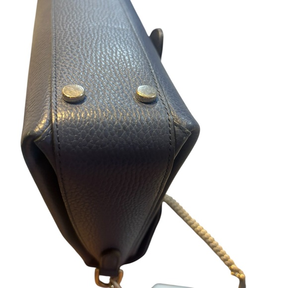 Gucci Interlocking GG Crossbody - Picture 6 of 9